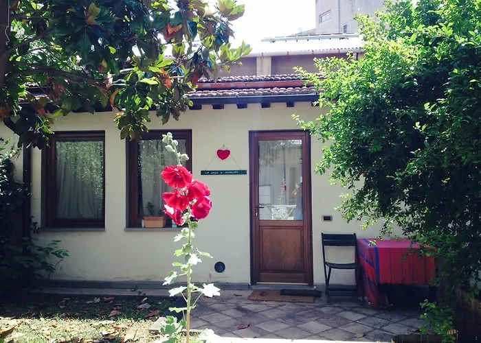 La Casa Di Scarlett Bed & Breakfast 3*
